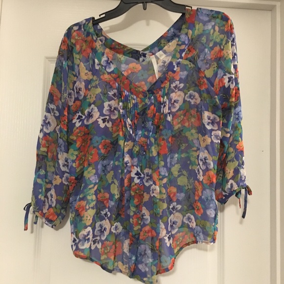 LC Lauren Conrad Tops - Lauren Conrad- floral top